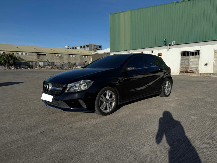 2018 MERCEDES BENZ A180 9T KMS ONLY!