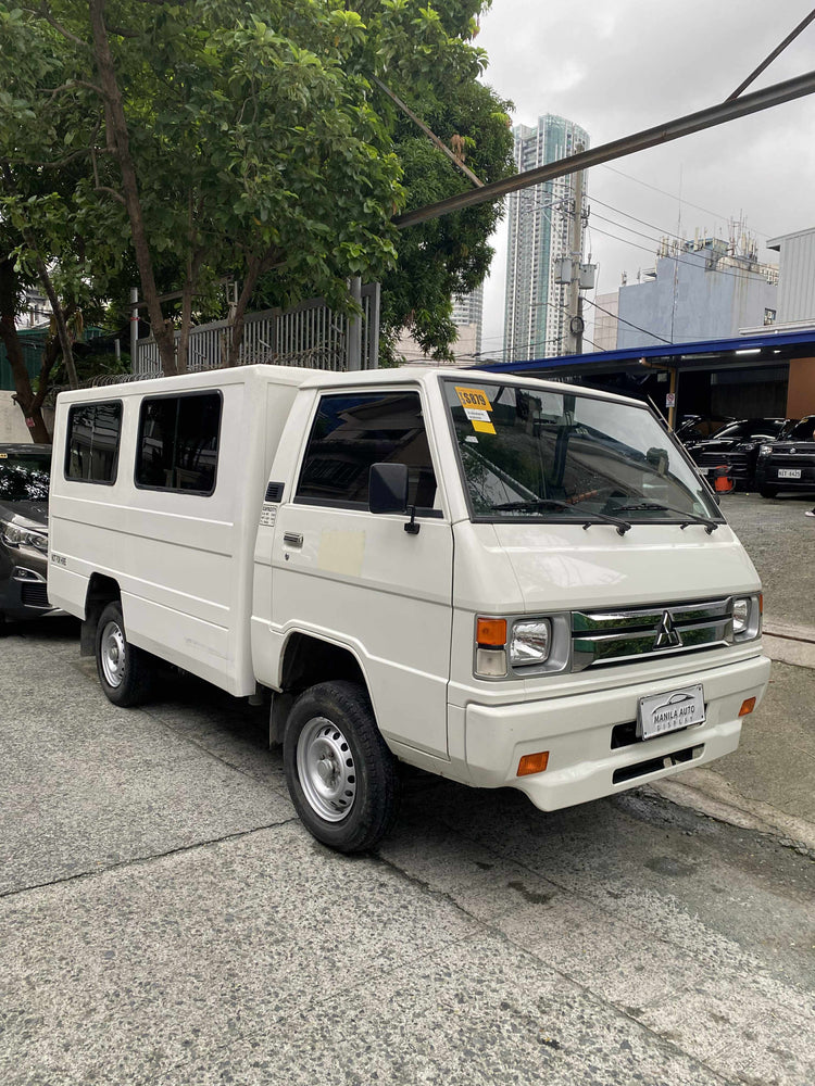 2024 MITSUBISHI L300 2.2L W/ FB BODY DIESEL MANUAL TRANSMISSION