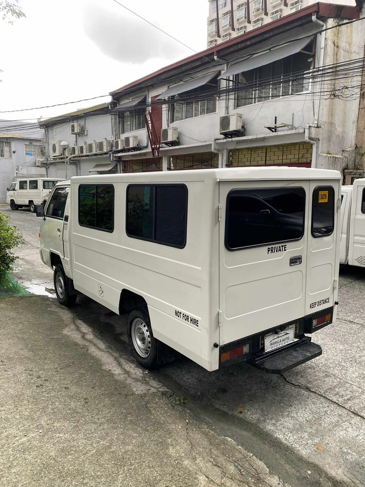 2024 MITSUBISHI L300 2.2L W/ FB BODY DIESEL MANUAL TRANSMISSION