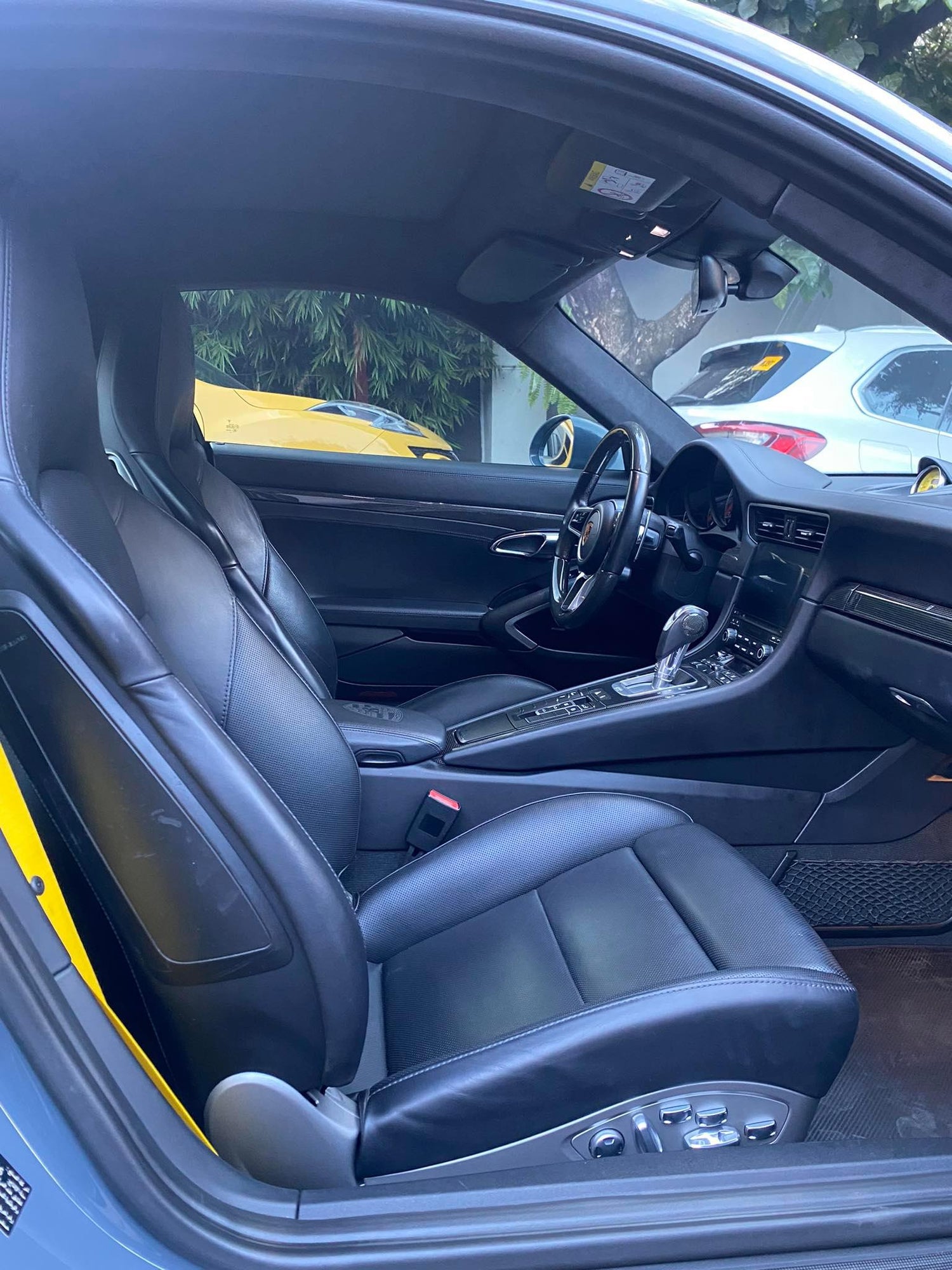 2019 PORSCHE 911 991.2 TURBO S GAS AUTOMATIC TRANSMISSION | Secondhand Used Cars for Sale at Manila Auto Display.