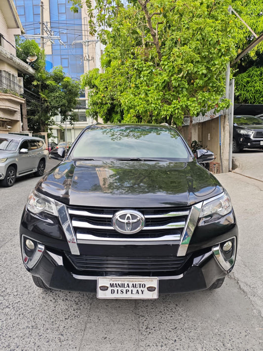 TOYOTA FORTUNER G 4X2 DIESEL AUTOMATIC TRANSMISSION (V LOOK)