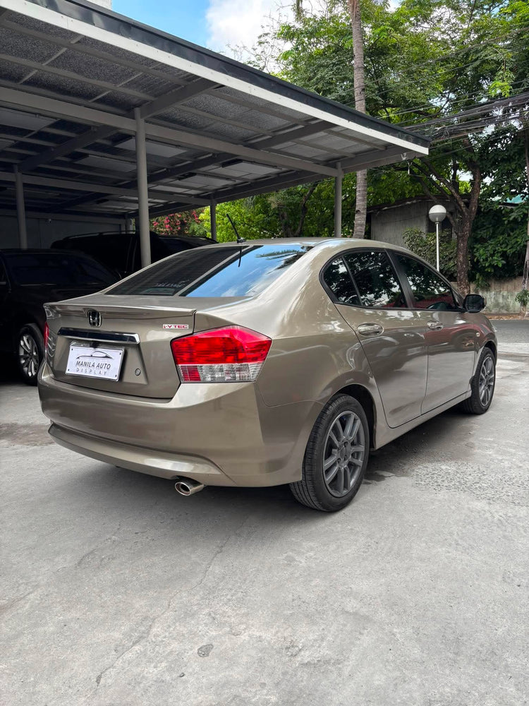 2011  HONDA	CITY GAS MANUAL TRANSMISSION