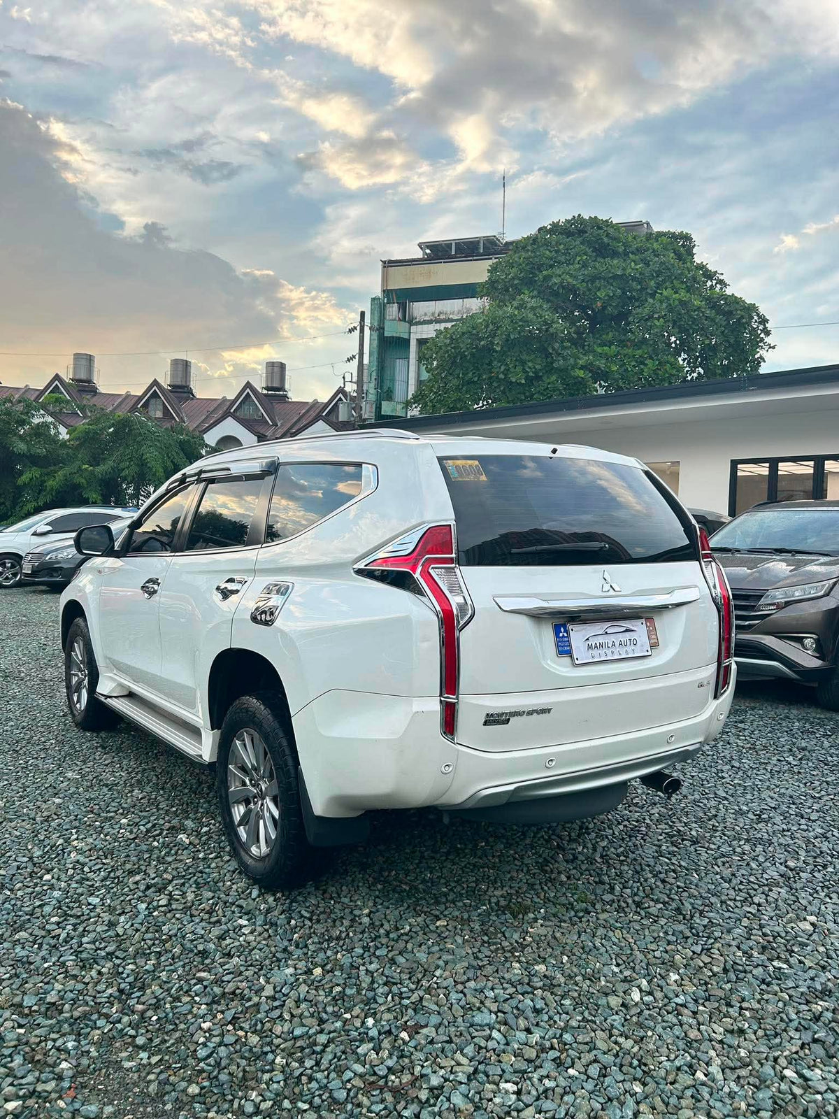 2017 MITSUBISHI	MONTERO SPORT 2.4L GLS DSL AUTOMATIC TRANSMISSION