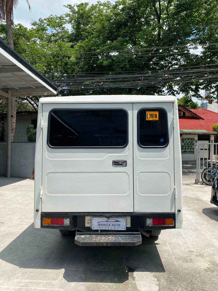2025 MITSUBISHI	L300 2.2L DSL WITH FB BODY AND DUAL AC MANUAL TRANSMISSION