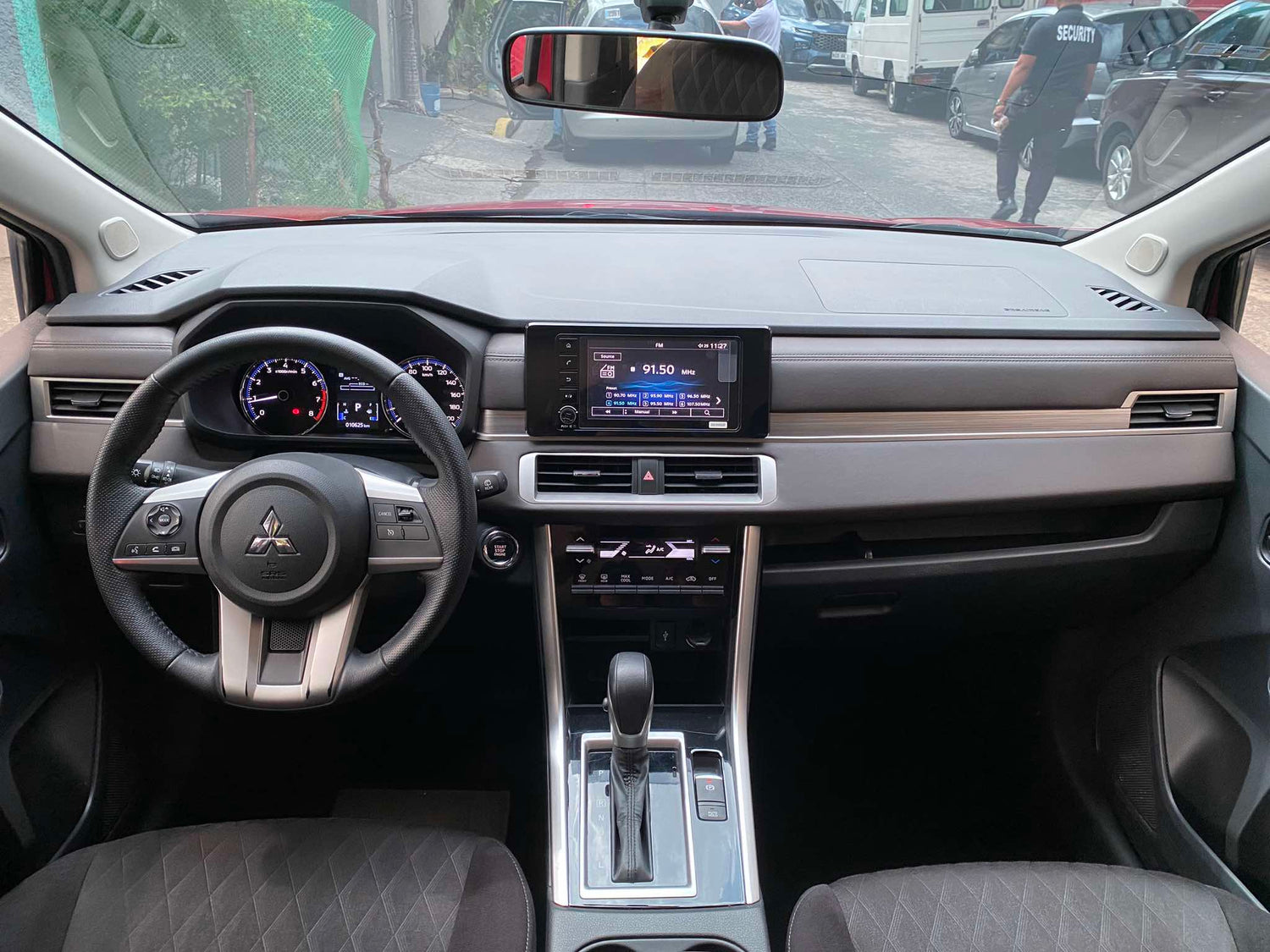 2024 MITSUBISHI	XPANDER GLS 1.5G 2WD GAS AUTOMATIC TRANSMISSION MITSUBISHI