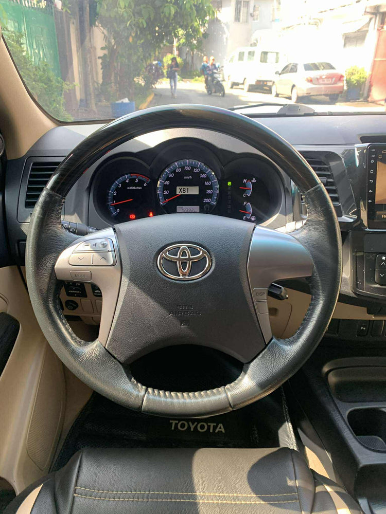 2014 TOYOTA FORTUNER 2.5L V 4X2 DIESEL AUTOMATIC TRANSMISSION